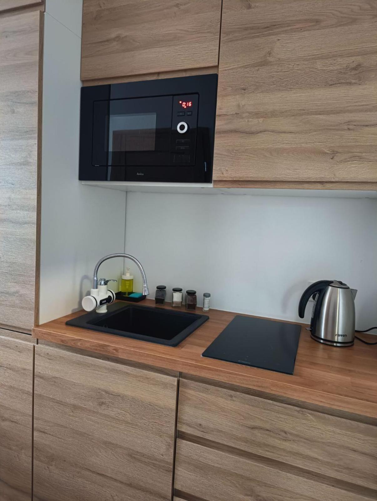 Mh Apartments A.Towarnickiego Жешов Екстериор снимка
